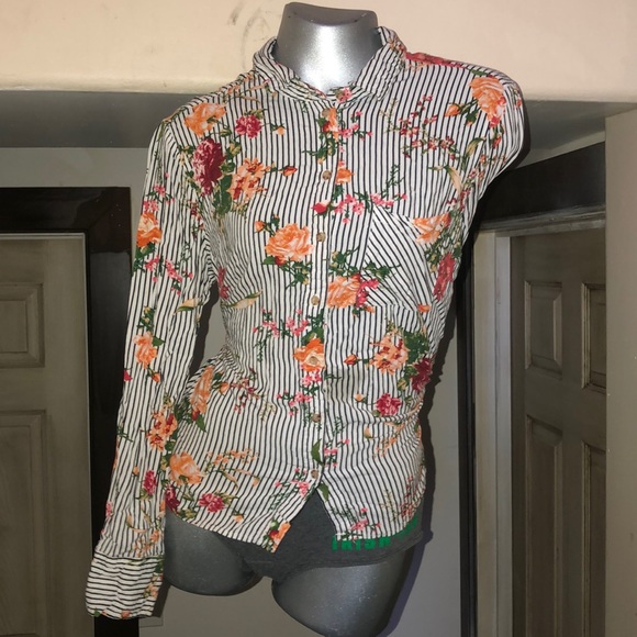 Polly & Esther Tops - Button up blouse